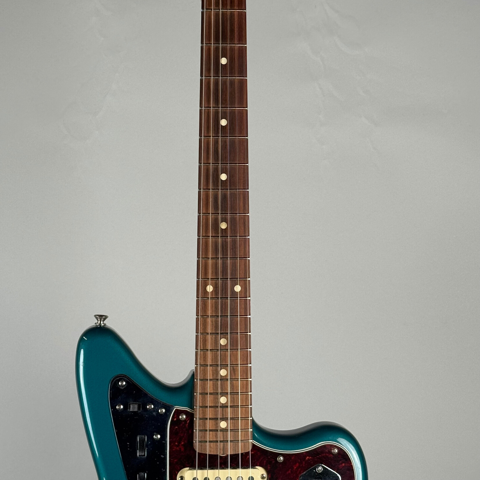 Fender 2020 Fender Vintera 60's Jaguar Ocean Turquoise