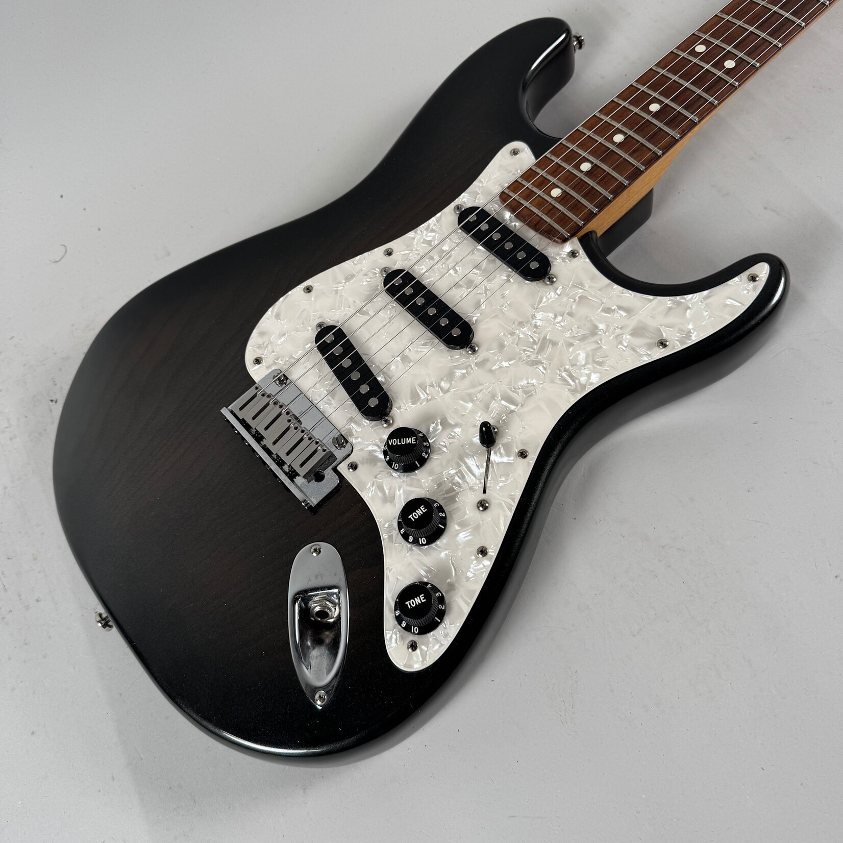 Fender 1991 Fender American Standard Stratocaster Trans Black (changed guard/pickups)