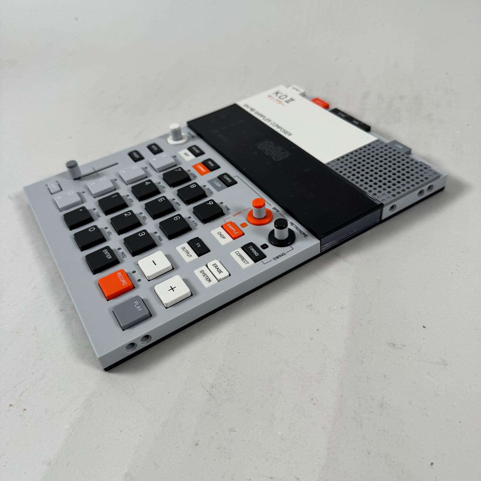 Teenage Engineering Teenage Engineering EP-133 K.O. ii Sampler W/ Decksaver