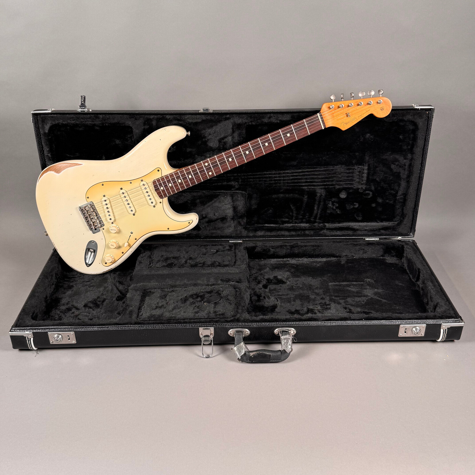 Fender 2008 Fender Roadworn Stratocaster Oly White Tex. Special Pups