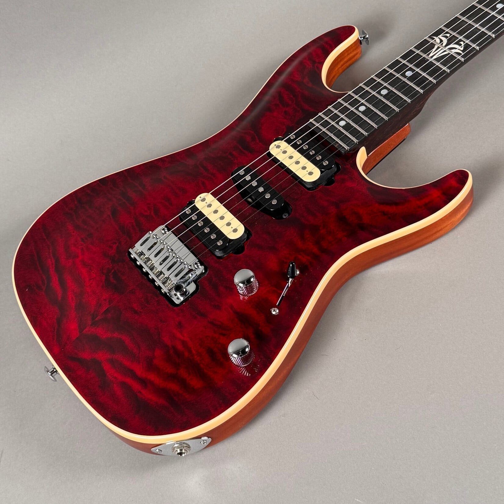 Suhr 2015 Suhr Standard Carve Top Chili Pepper Red