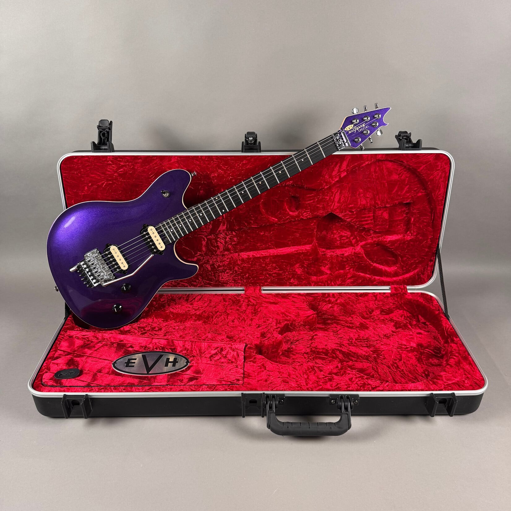 EVH 2022 EVH Wolfgang Special Ebony Board Deep Purple Metallic W/ Case