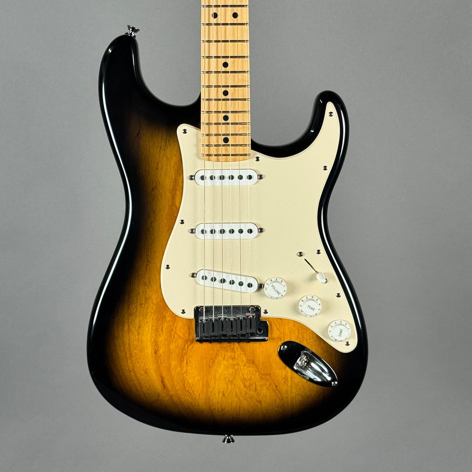 Fender 2004 Fender 50th Anniversary Stratocaster Sunburst