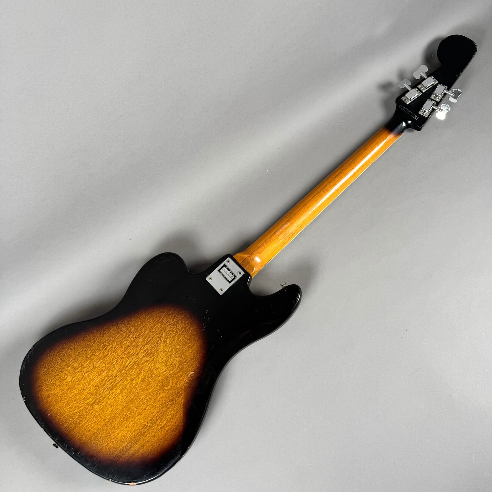 TEISCO 1960’s Teisco BB-200 Sunburst