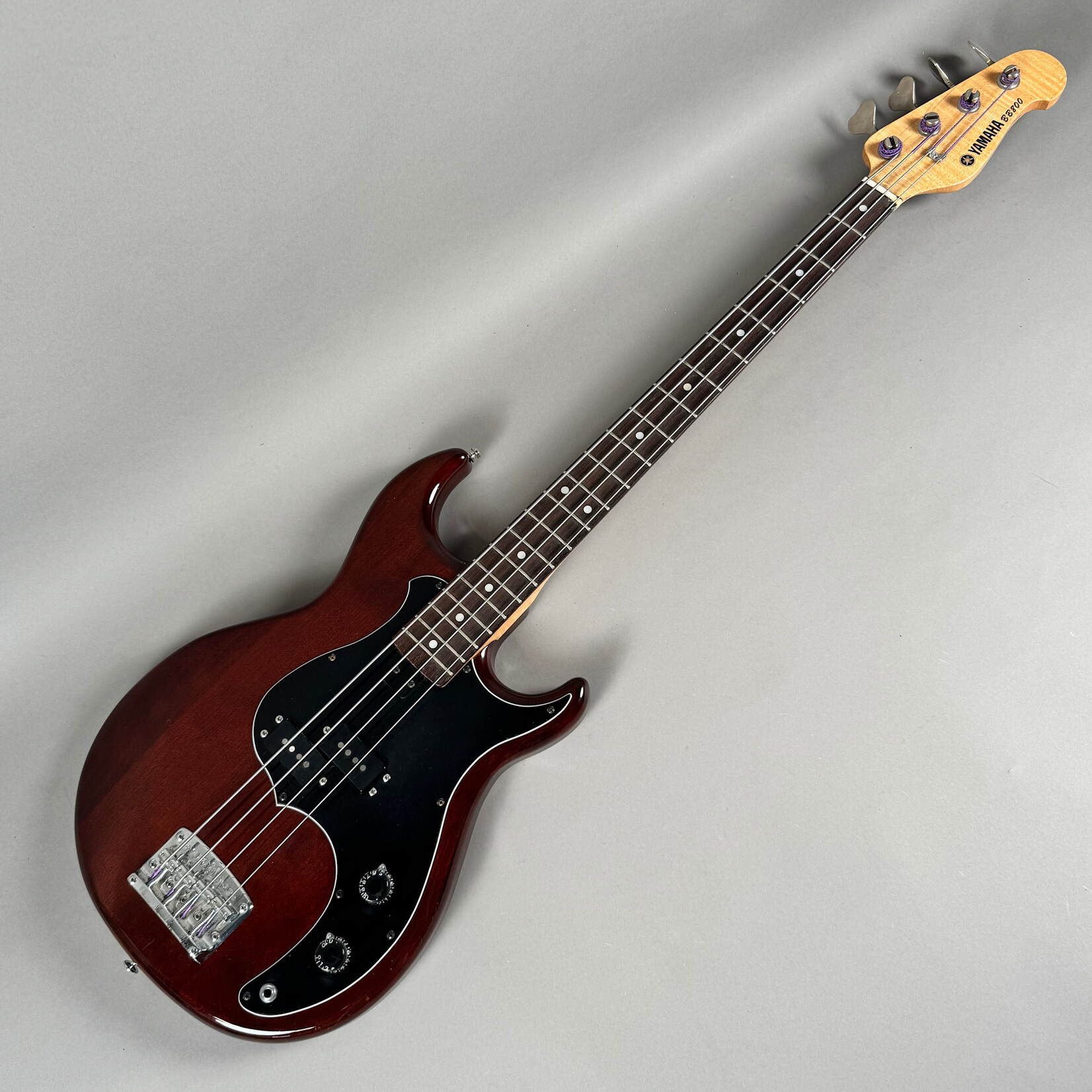 Yamaha Yamaha BB800 Walnut