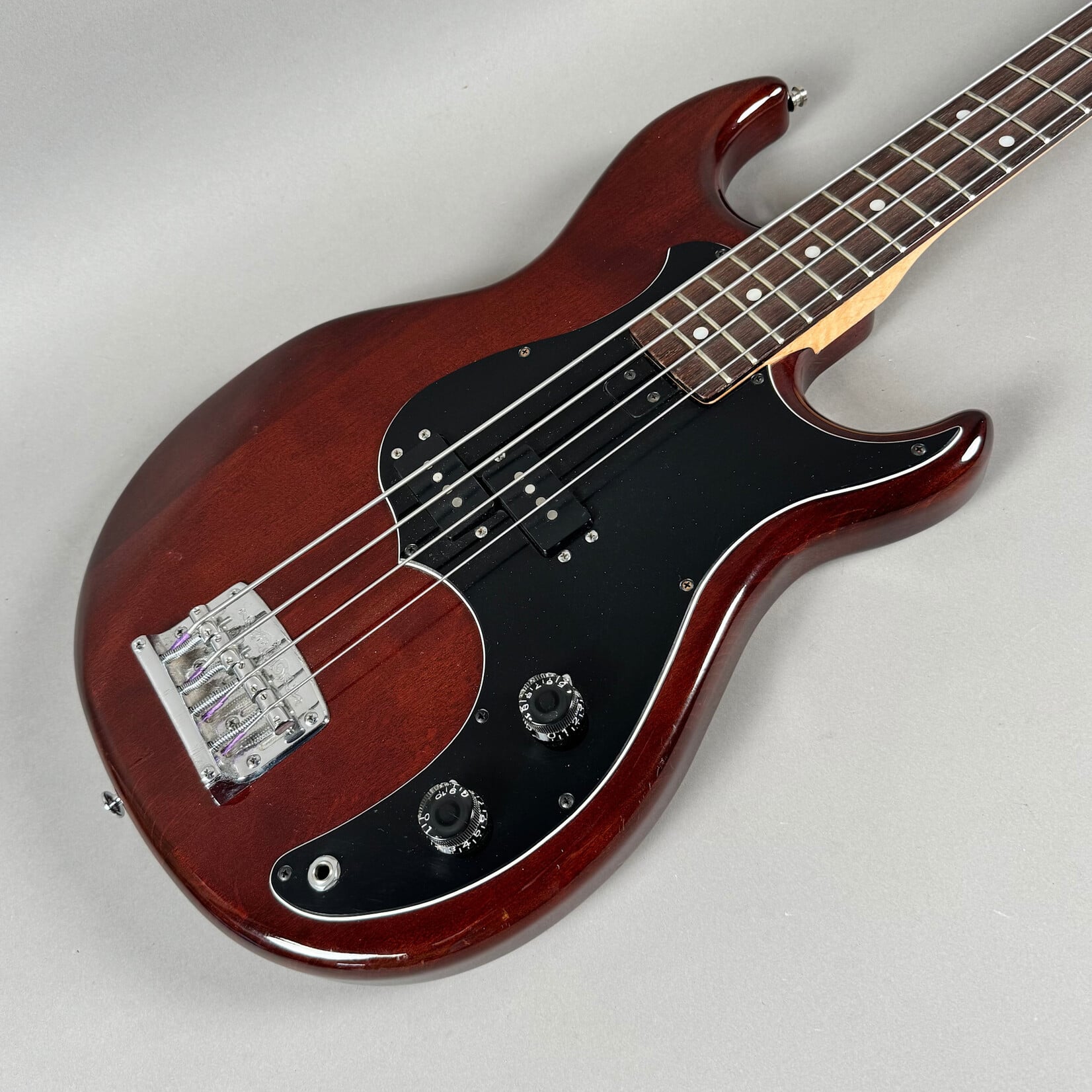 Yamaha Yamaha BB800 Walnut