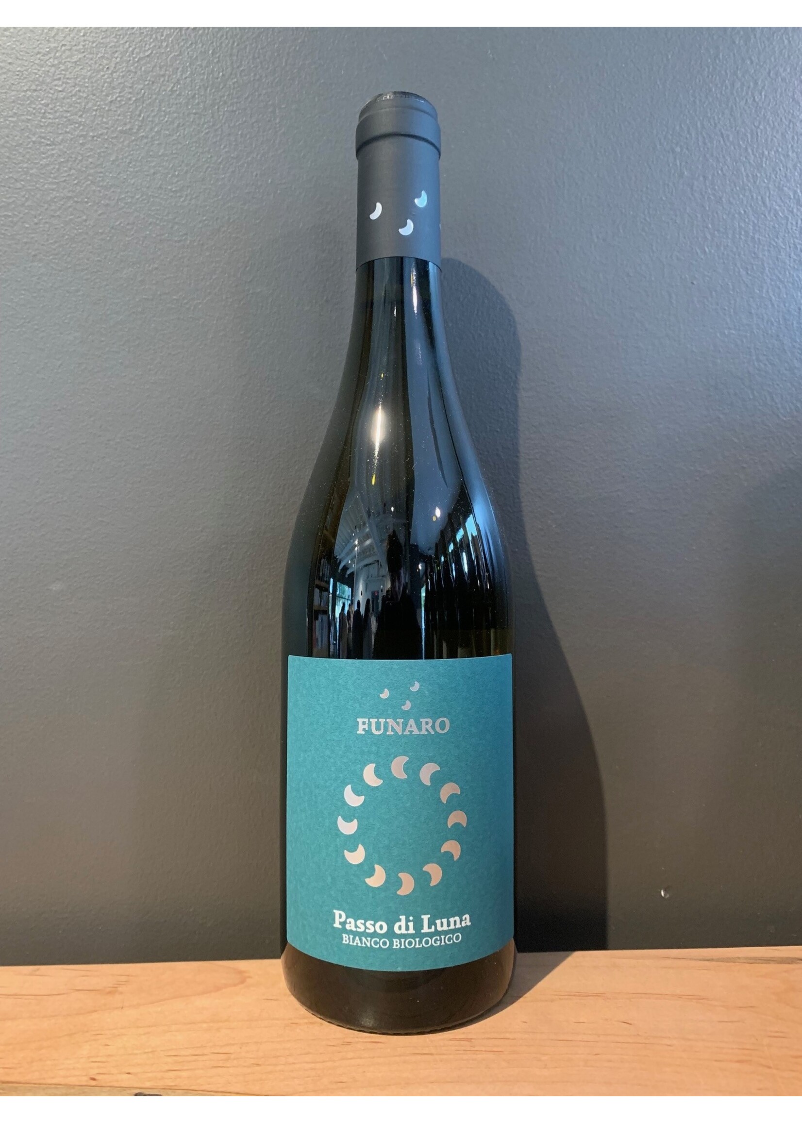Funaro - Bianco "Passo di Luna" Inzolia / Zibibbo 2023