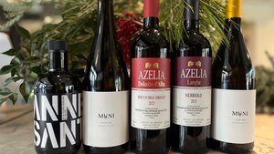 Dreaming of an Italian Christmas Tasting | Gift ideas | Holiday Hours