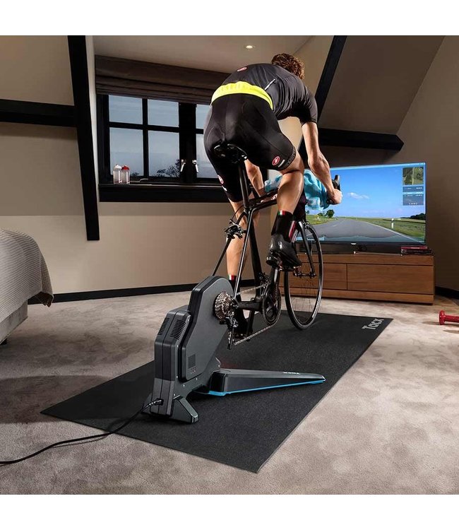 Tacx FLUX 2 Smart trainer