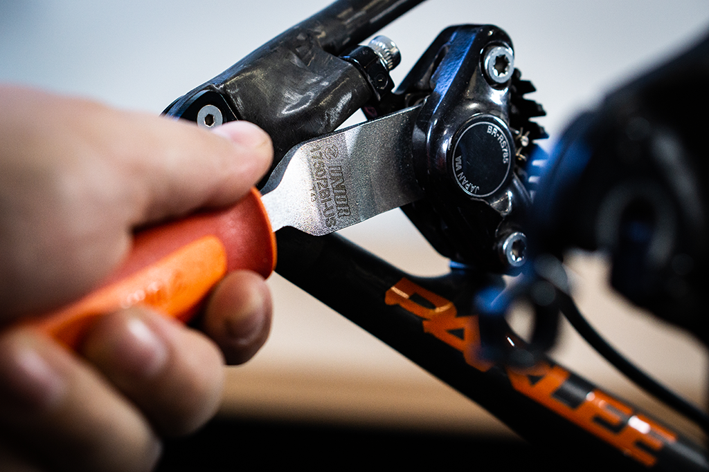 unior disc brake piston spreader