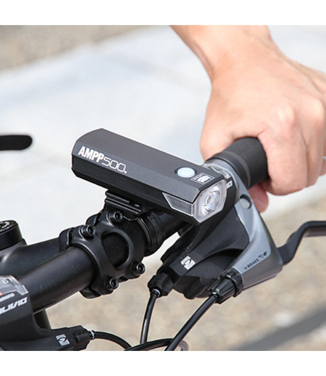 CatEye AMPP 500, Lumière avant