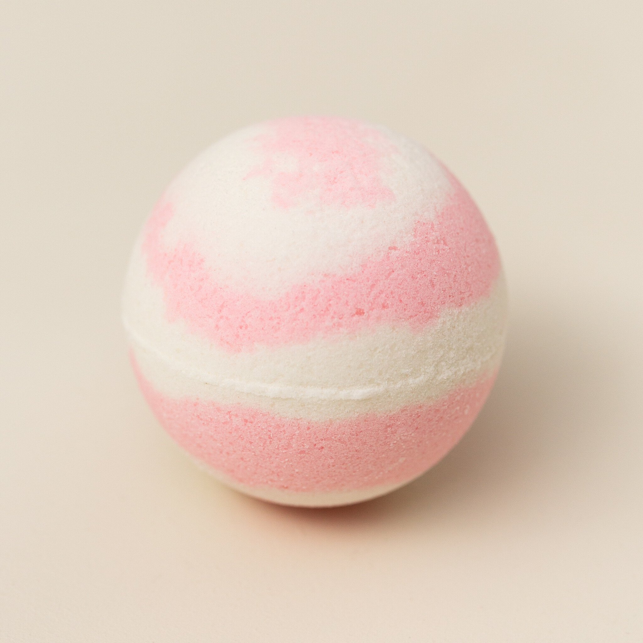 Bath Bomb - Raspberry Shortcake-1