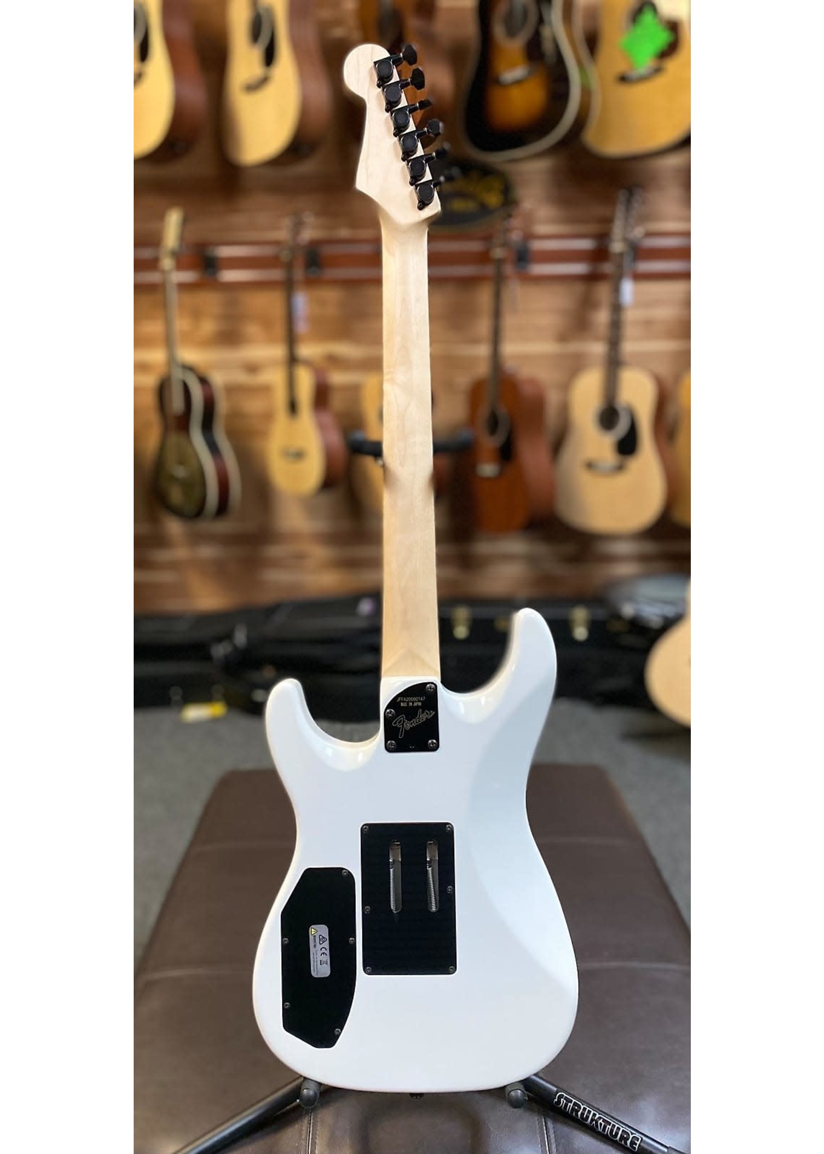 FENDER Fender Limited Edition HM Strat Bright White
