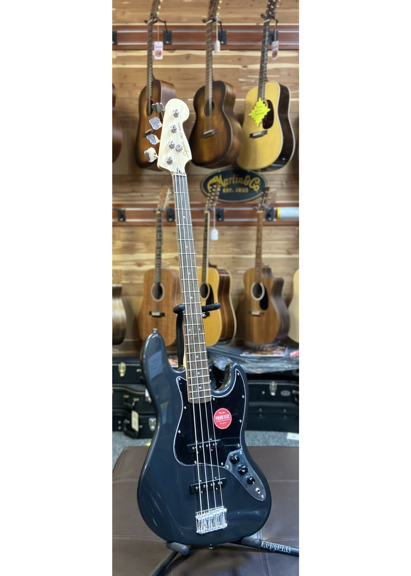 Squier Affinity Series™ Jazz Bass®, LRL Charcoal Frost Metallic