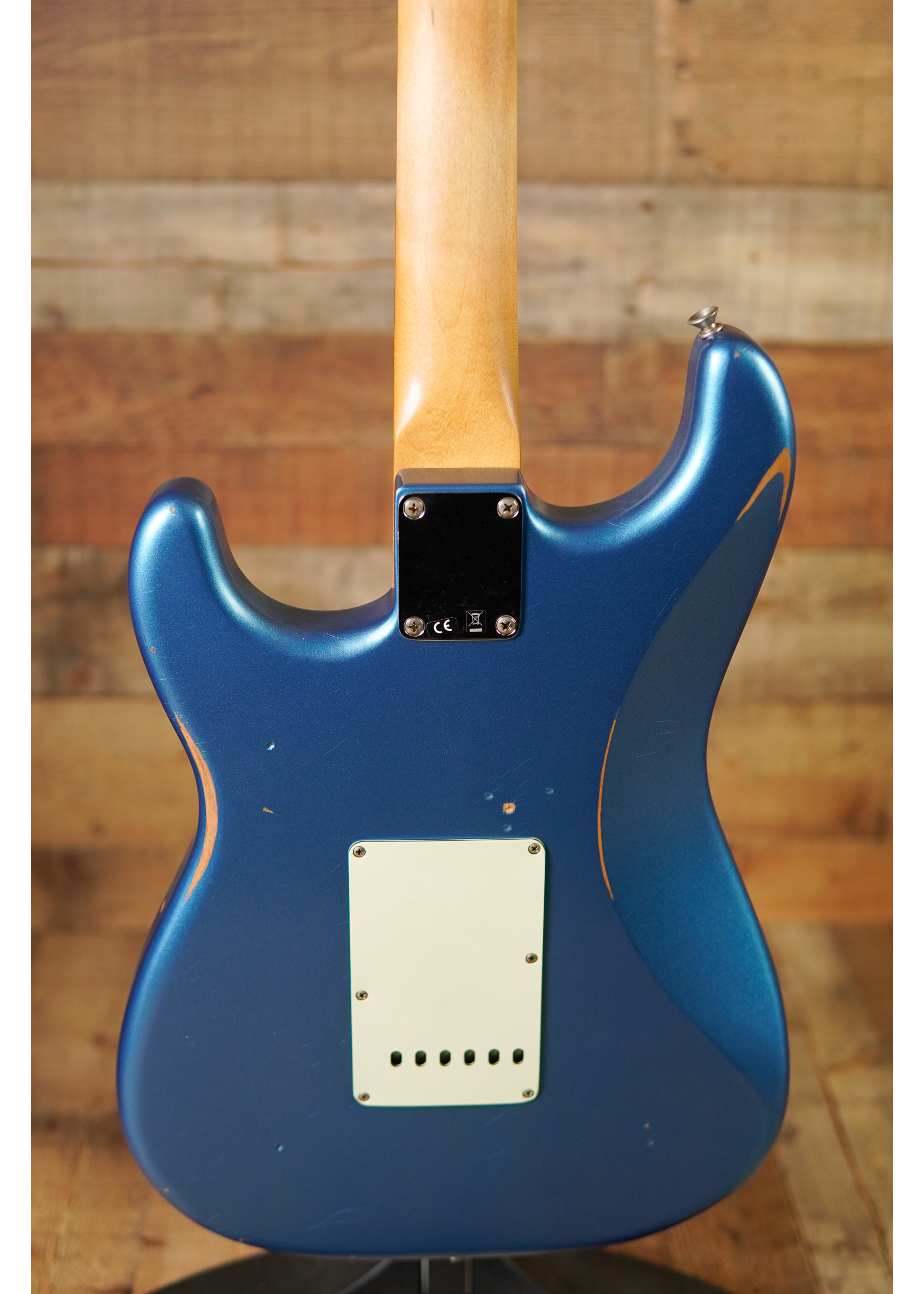 Fender Fender Vintera Road Worn® '60s Stratocaster®, Pau Ferro Fingerboard  Lake Placid Blue