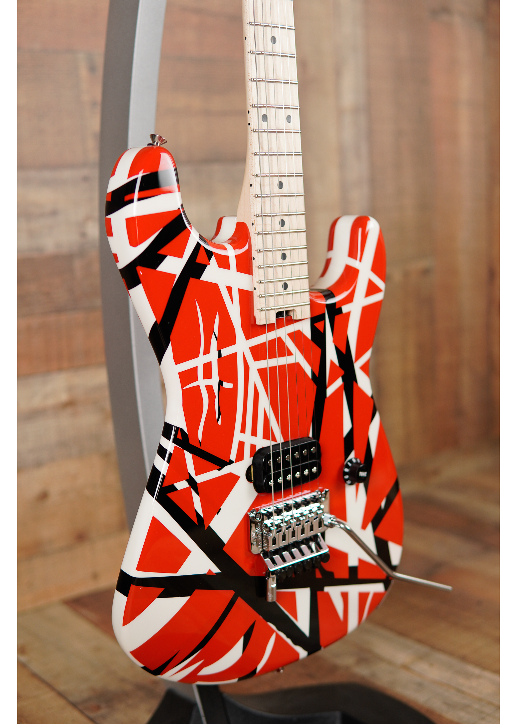 GUITARRA EVH STRIPED SERIES RBW 510-7902-503 RED BLACK WHITE