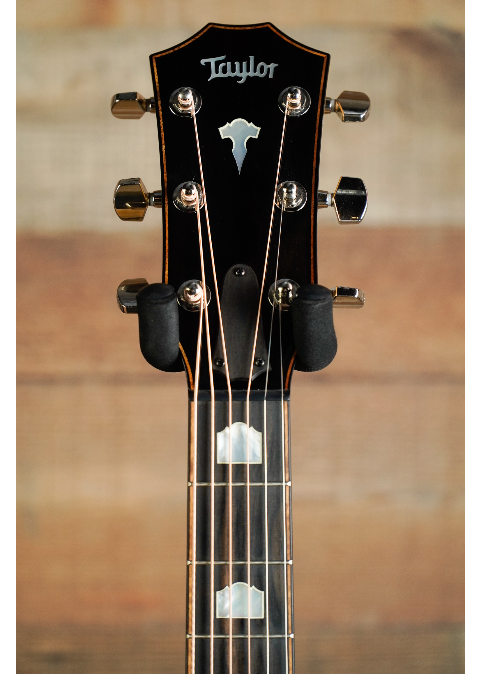 Taylor Taylor  618e Antique Blond