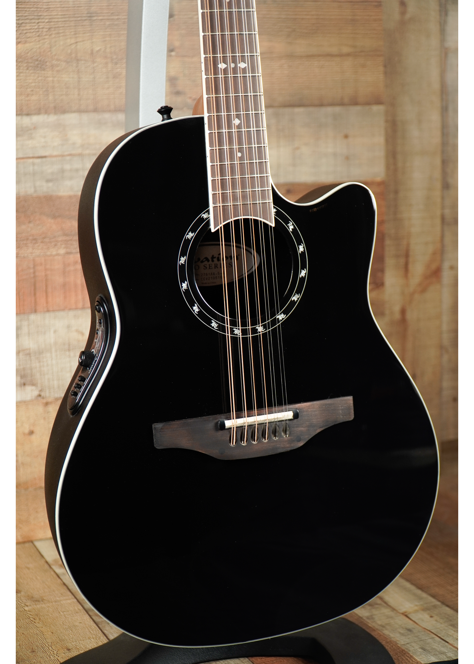 Ovation Ovation Timeless Balladeer 2751AX-5 Black 12-String Deep Contour