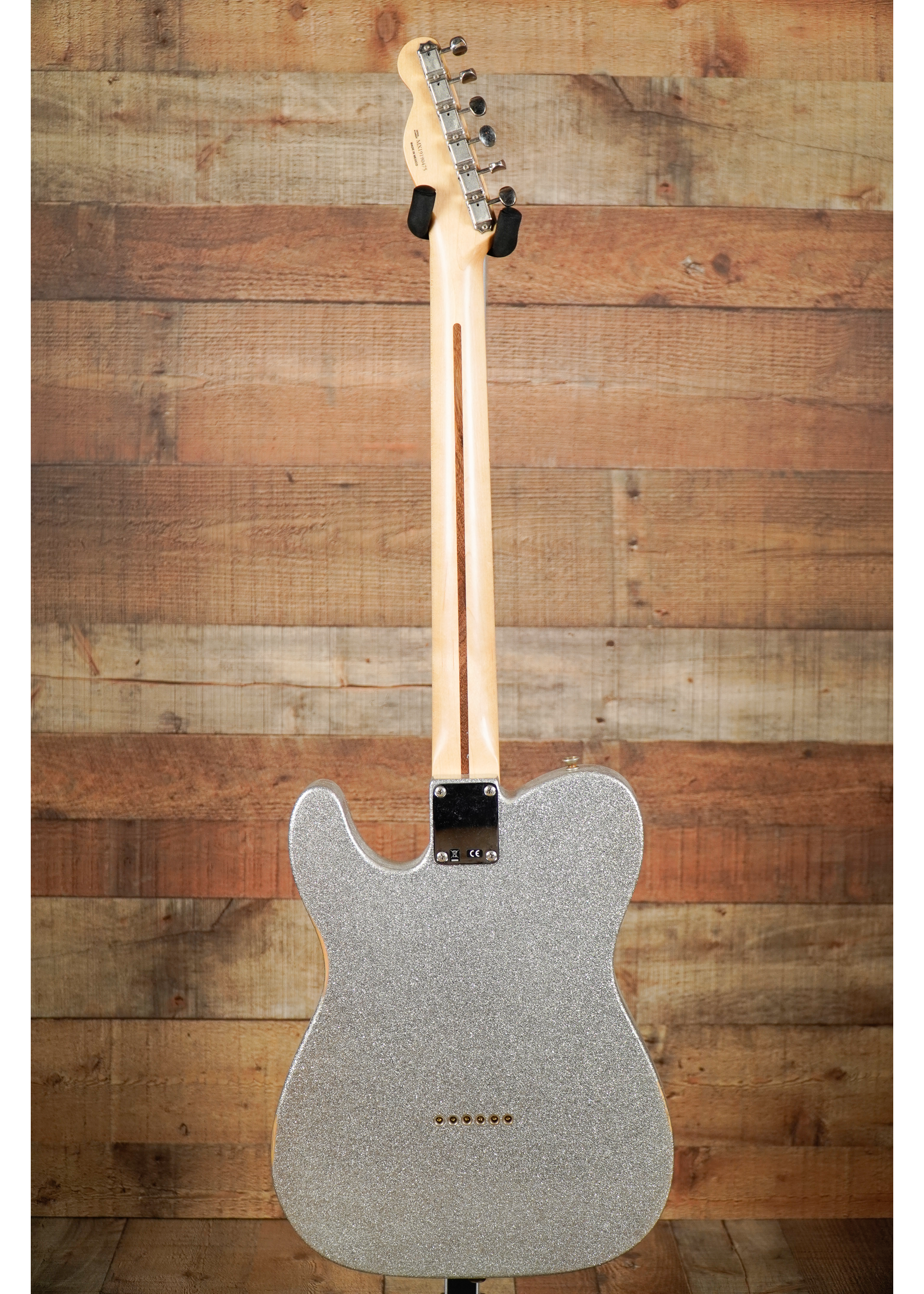 Fender Fender Brad Paisley Road Worn Telecaster®, Maple Fingerboard Silver Sparkle