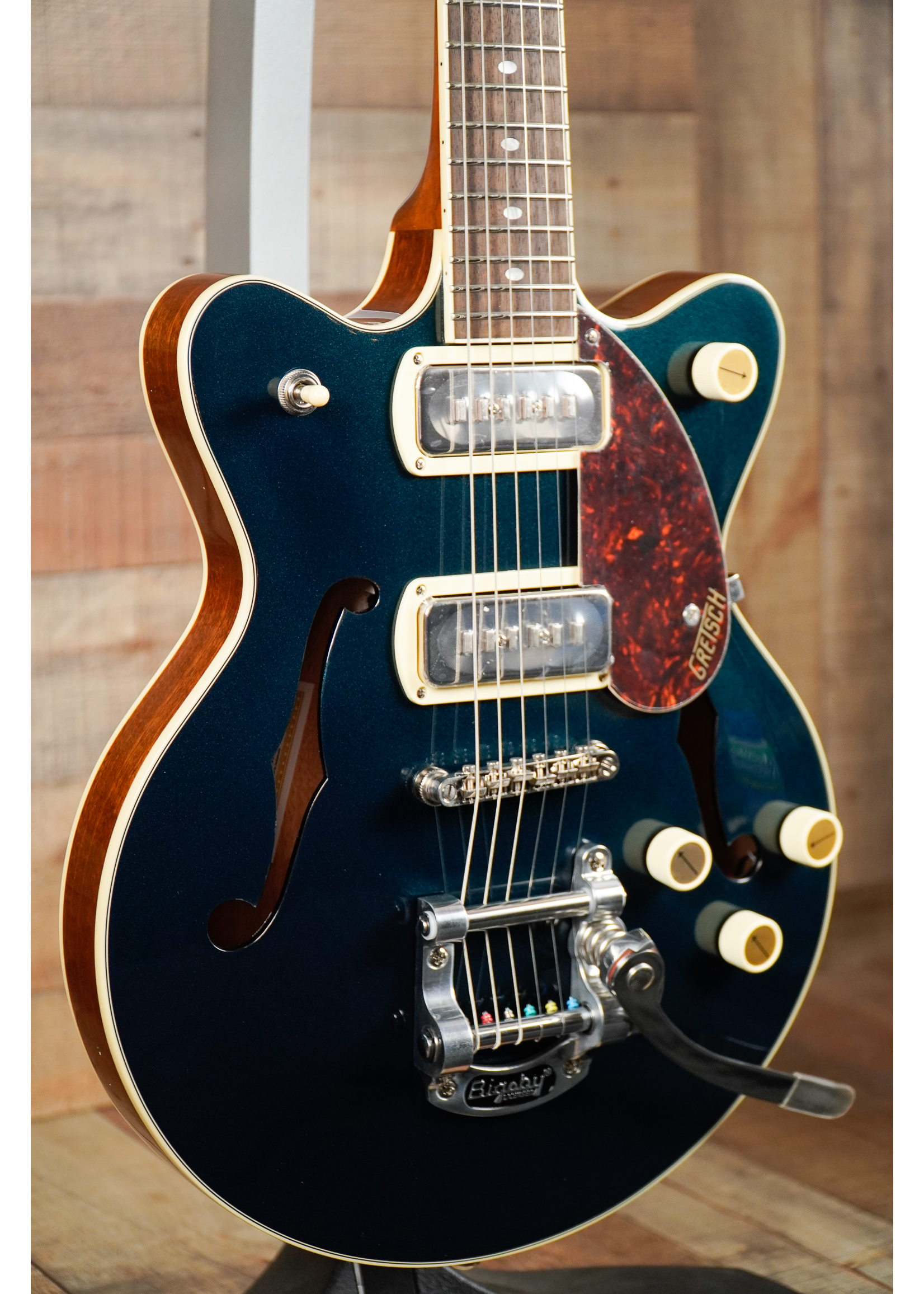 Gretsch Gretsch G2655T-P90 Streamliner™ Center Block Jr. Double-Cut P90 with Bigsby®, Laurel Fingerboard, Two-Tone Midnight Sapphire and Vintage Mahogany Stain