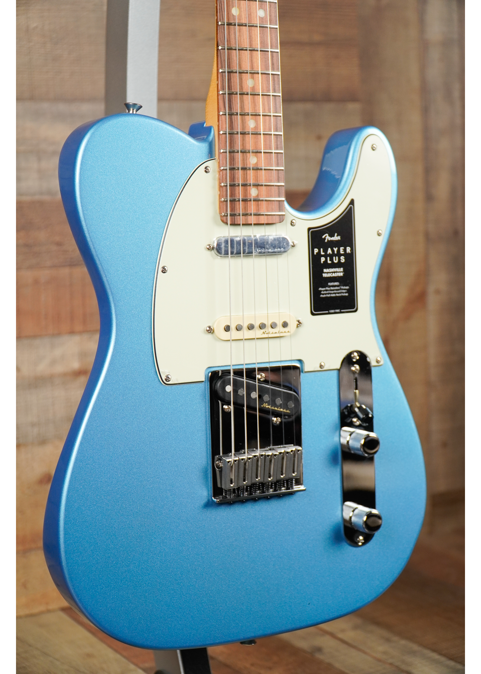 Fender Fender Player Plus Nashville Telecaster®, Pau Ferro Fingerboard, Opal Spark