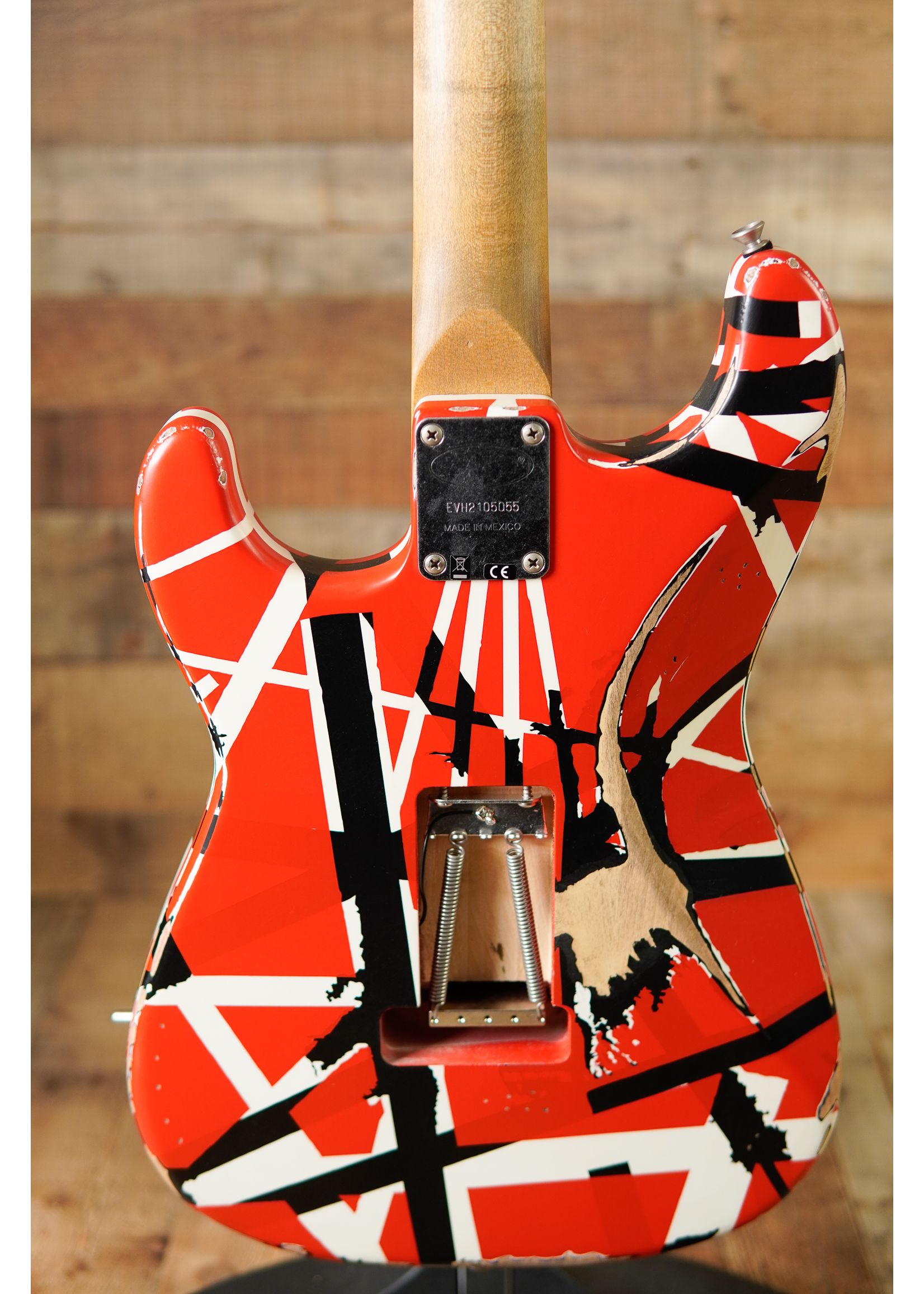 EVH EVH STRIPED SERIES FRANKENSTEIN™ FRANKIE