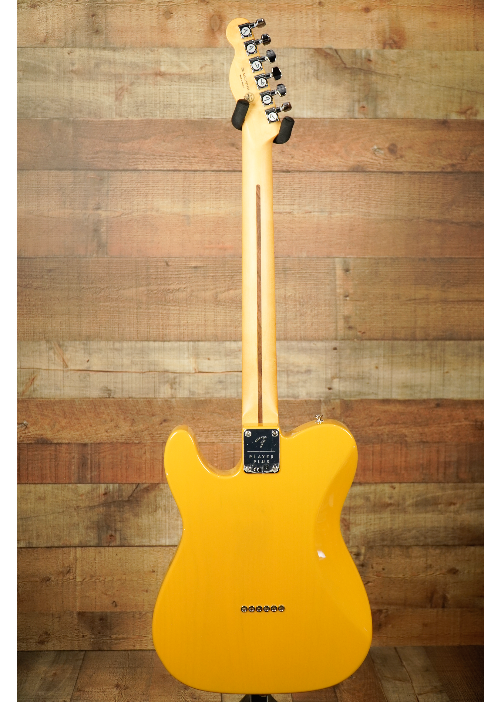 Fender Fender Player Plus Nashville Telecaster®, Maple Fingerboard, Butterscotch Blonde