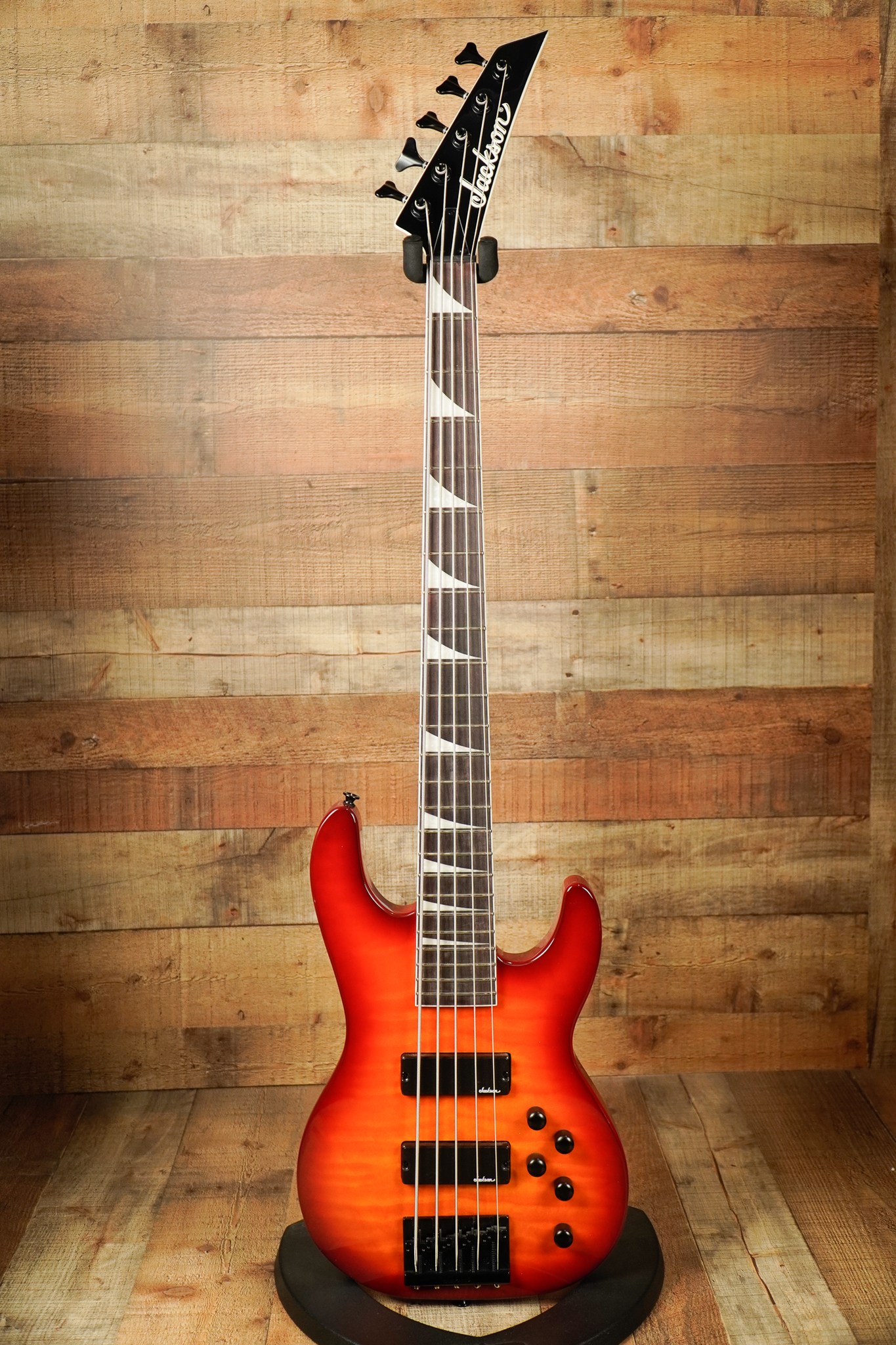 Jackson JS Series Concert™ Bass JS3VQ, Amaranth Fingerboard, Cherry Burst