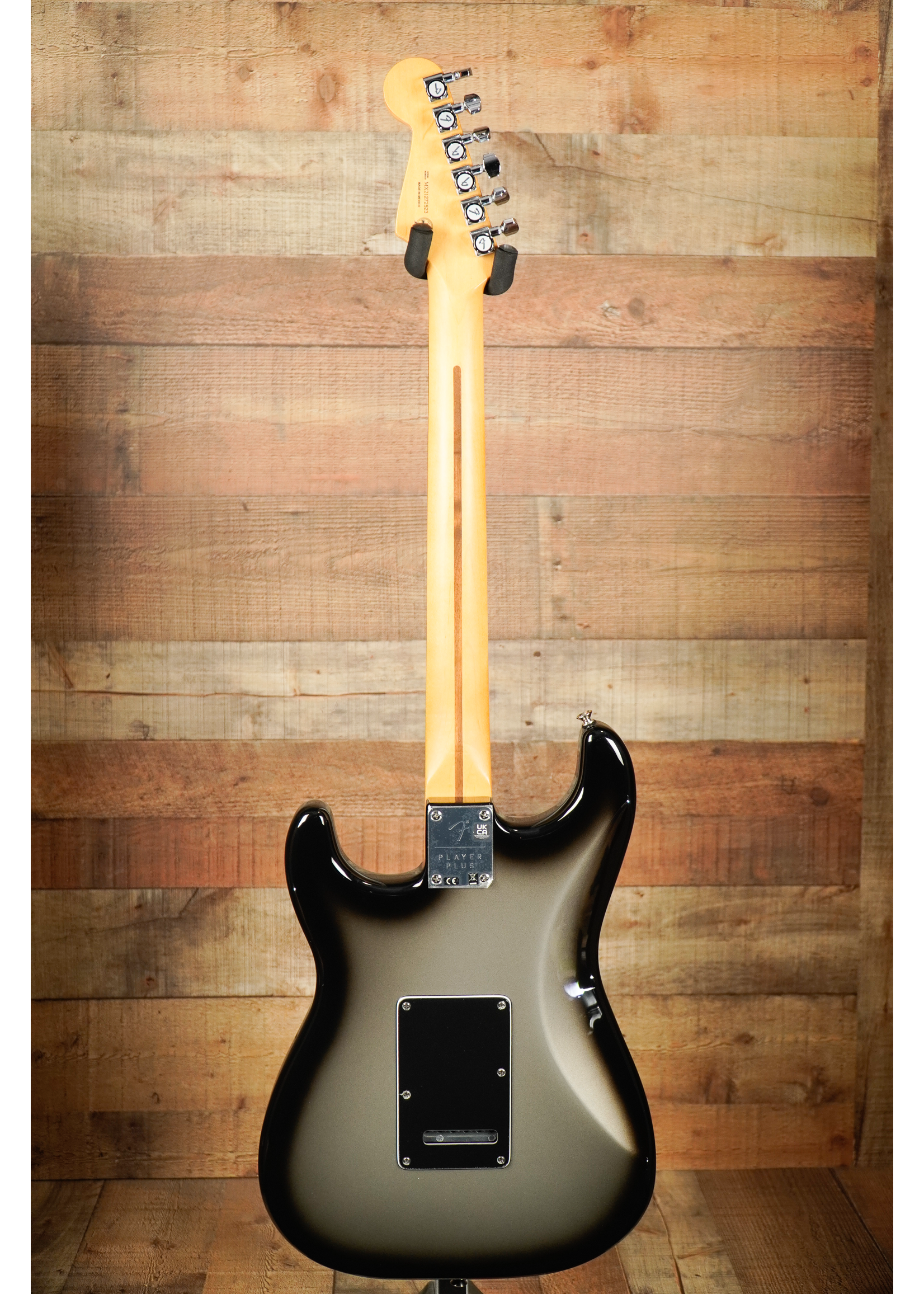 Fender Fender Player Plus Stratocaster® HSS, Pau Ferro Fingerboard, Silverburst
