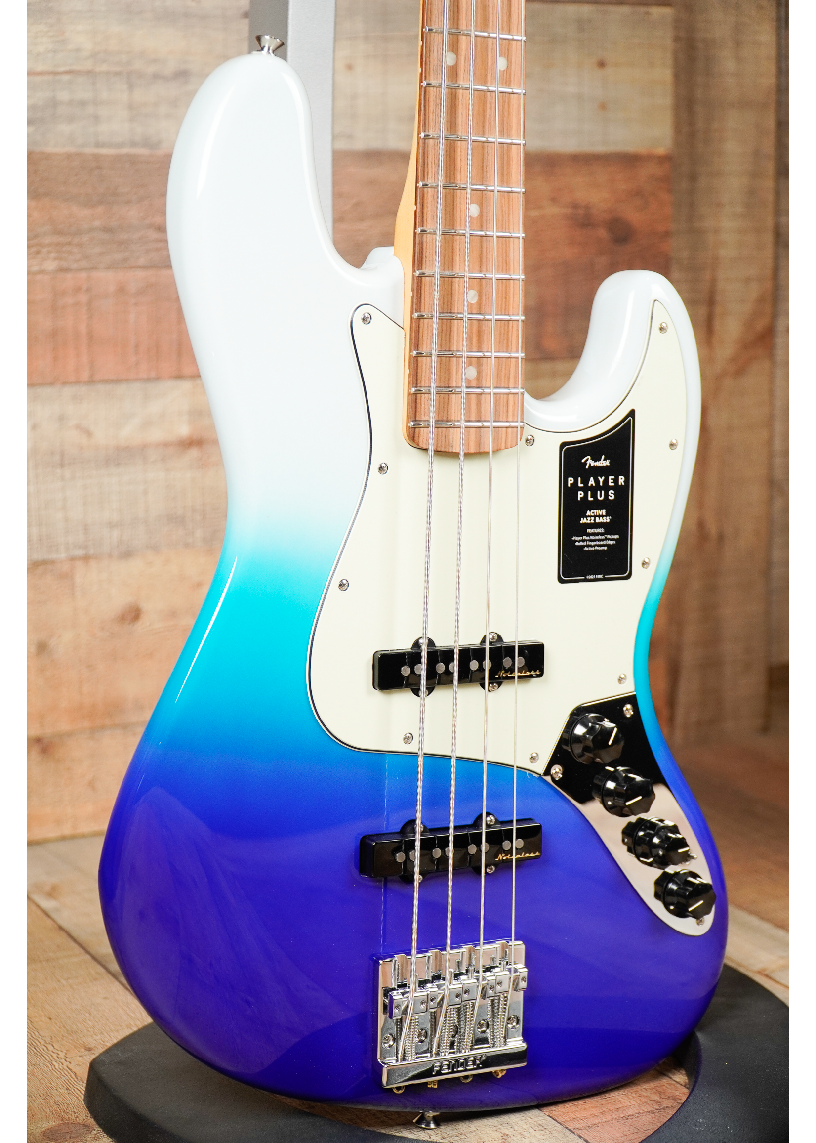 Fender Fender Player Plus Jazz Bass, Belair Blue