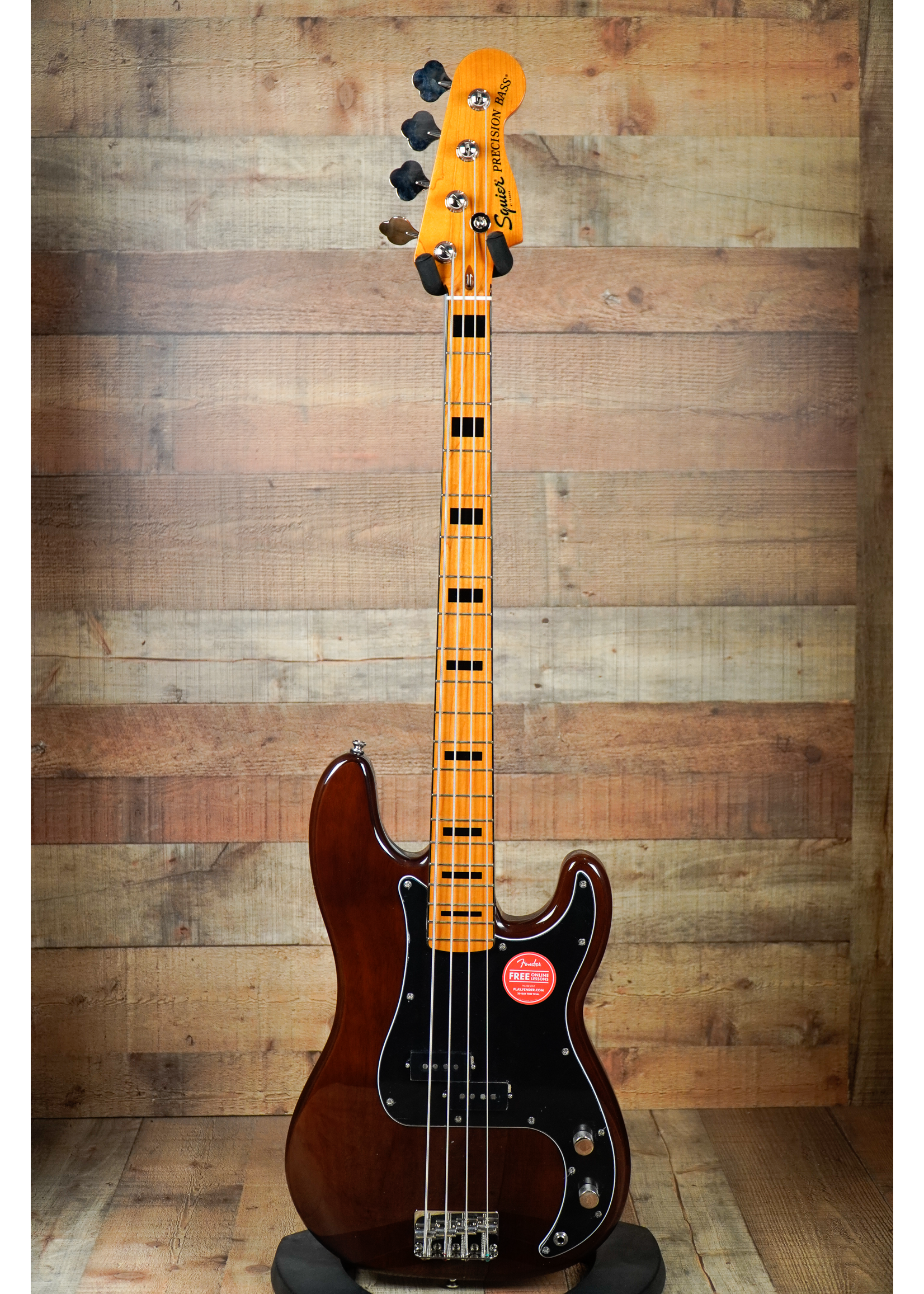 squier classic vibe 70's precision bass walnut