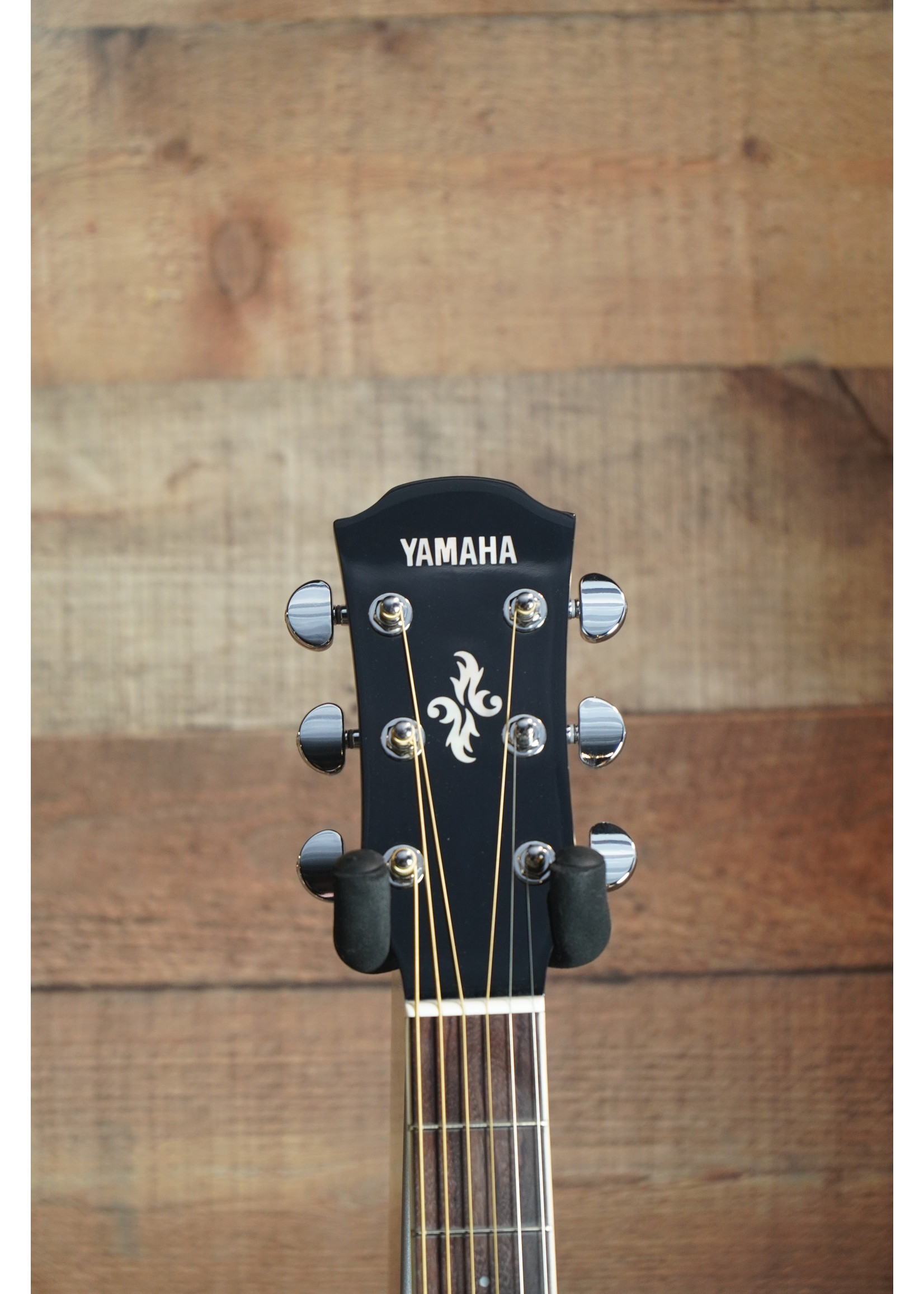 Yamaha Yamaha APX600 Thin-line Cutaway - Old Violin Sunburst