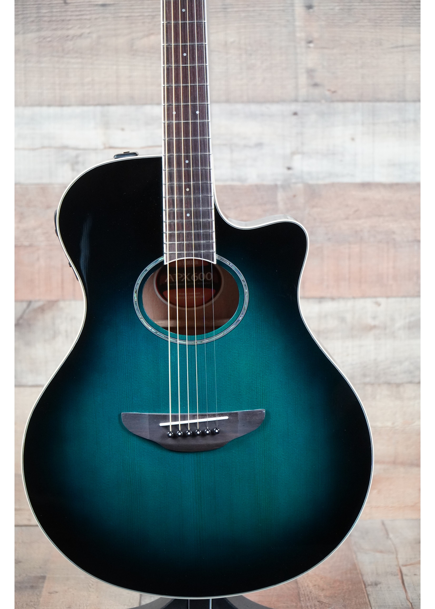 Yamaha APX600 Thinline Cutaway Acoustic/Electric Guitar in Oriental Bl –  Carlton Music Center