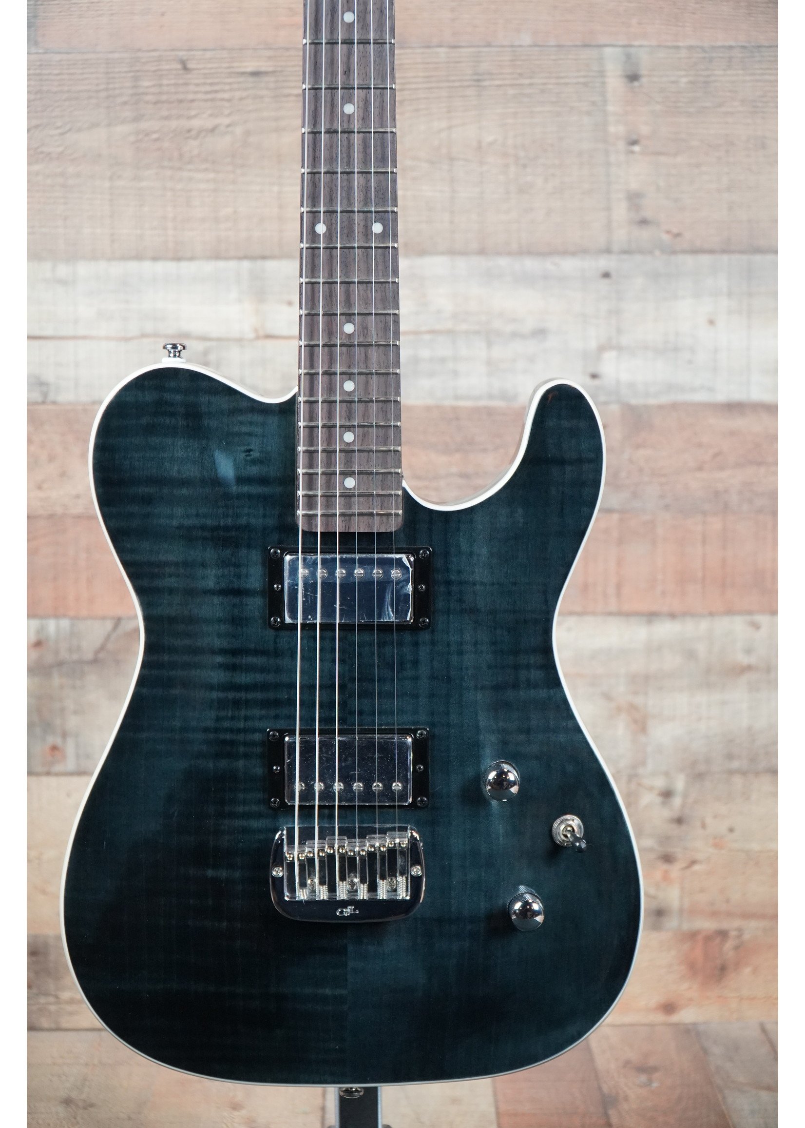 G&L G&L ASAT® DELUXE ‘CARVED TOP’