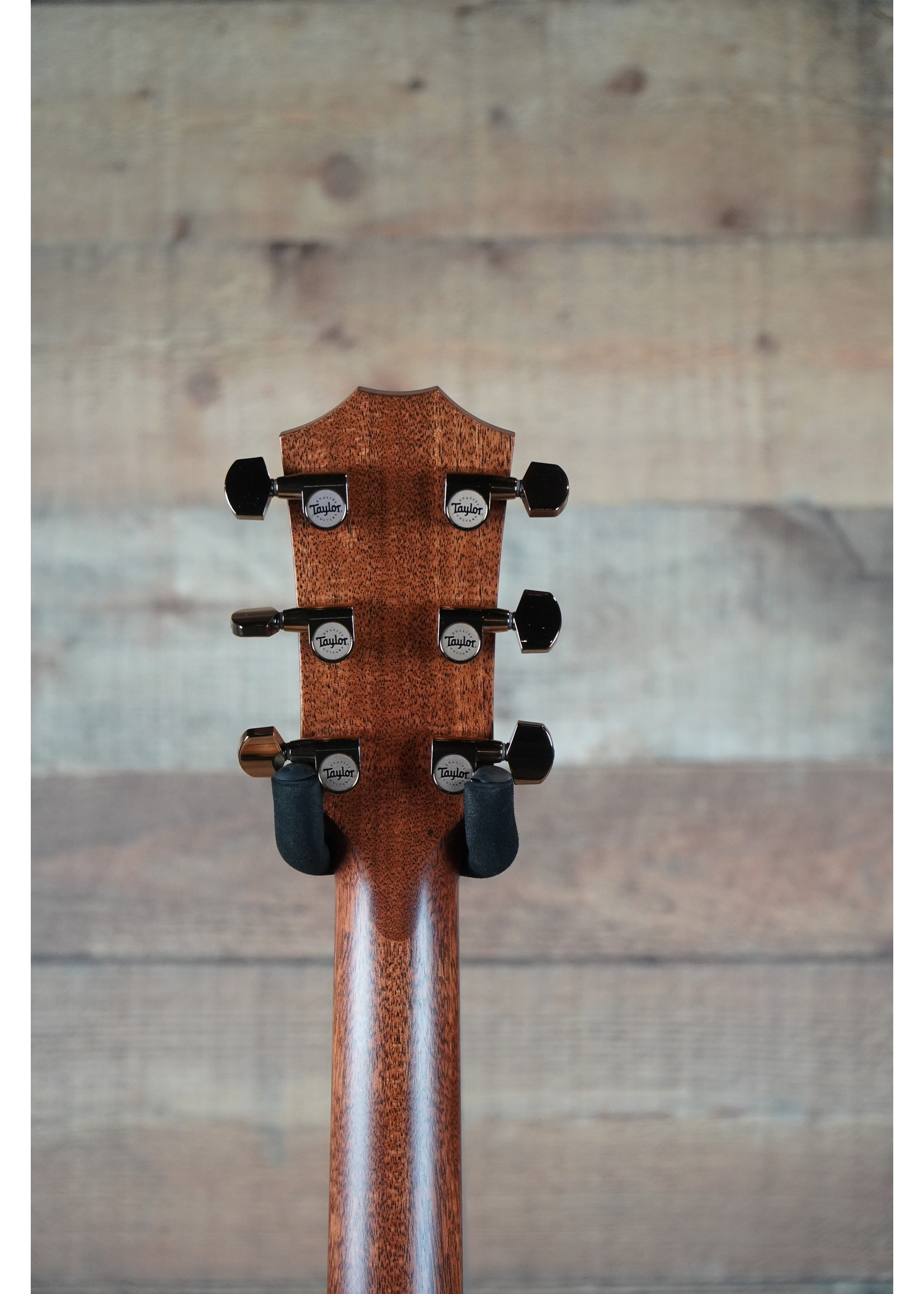 Taylor 724CE Hawaiian Koa Top | Hawaiian Koa Back and Sides | Tropical Mahogany Neck | West African Crelicam Ebony Fretboard | Expression System® 2 Electronics | Venetian Cutaway | Taylor Deluxe Hardshell Brown Case