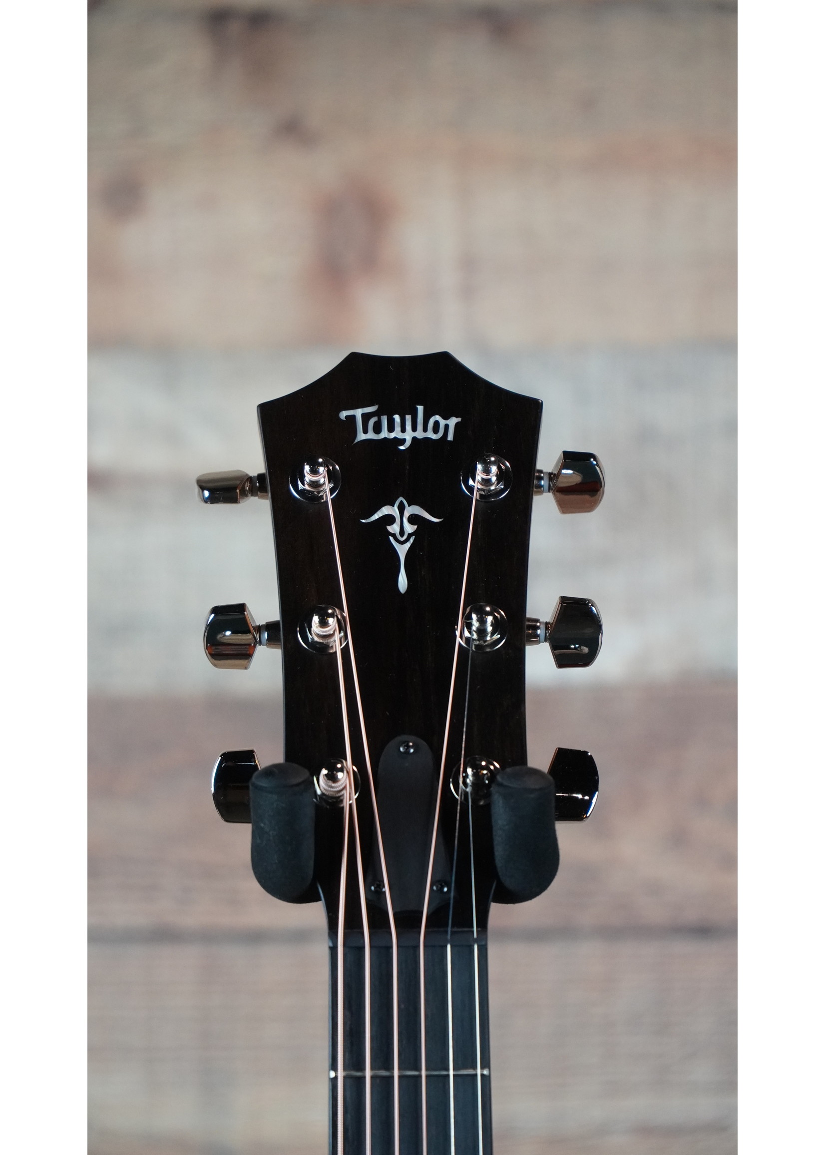 Taylor Taylor 6-String | Sitka Spruce Top | Urban Ironbark Back and Sides | Tropical Mahogany Neck | West African Crelicam Ebony Fretboard | Expression System® 2 Electronics | Venetian Cutaway | Taylor Deluxe Hardshell Brown Case