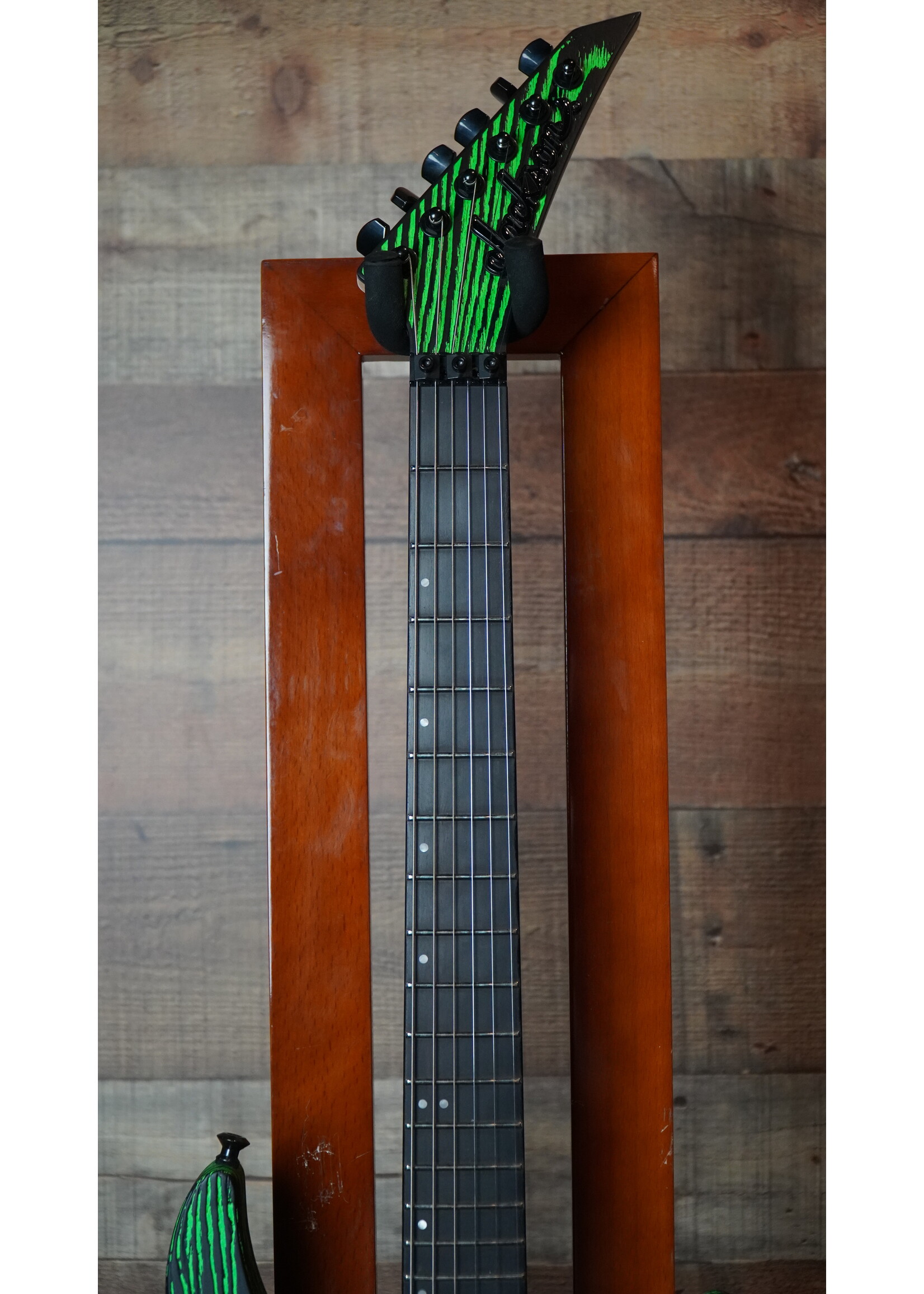 Jackson Jackson Pro Series Dinky® DK2 Ash, Ebony Fingerboard, Green Glow