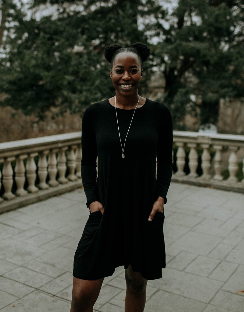 black sheath dress with pockets