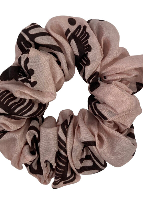 Collective Heart Pink Mystical Eyes Print Silk Scrunchie