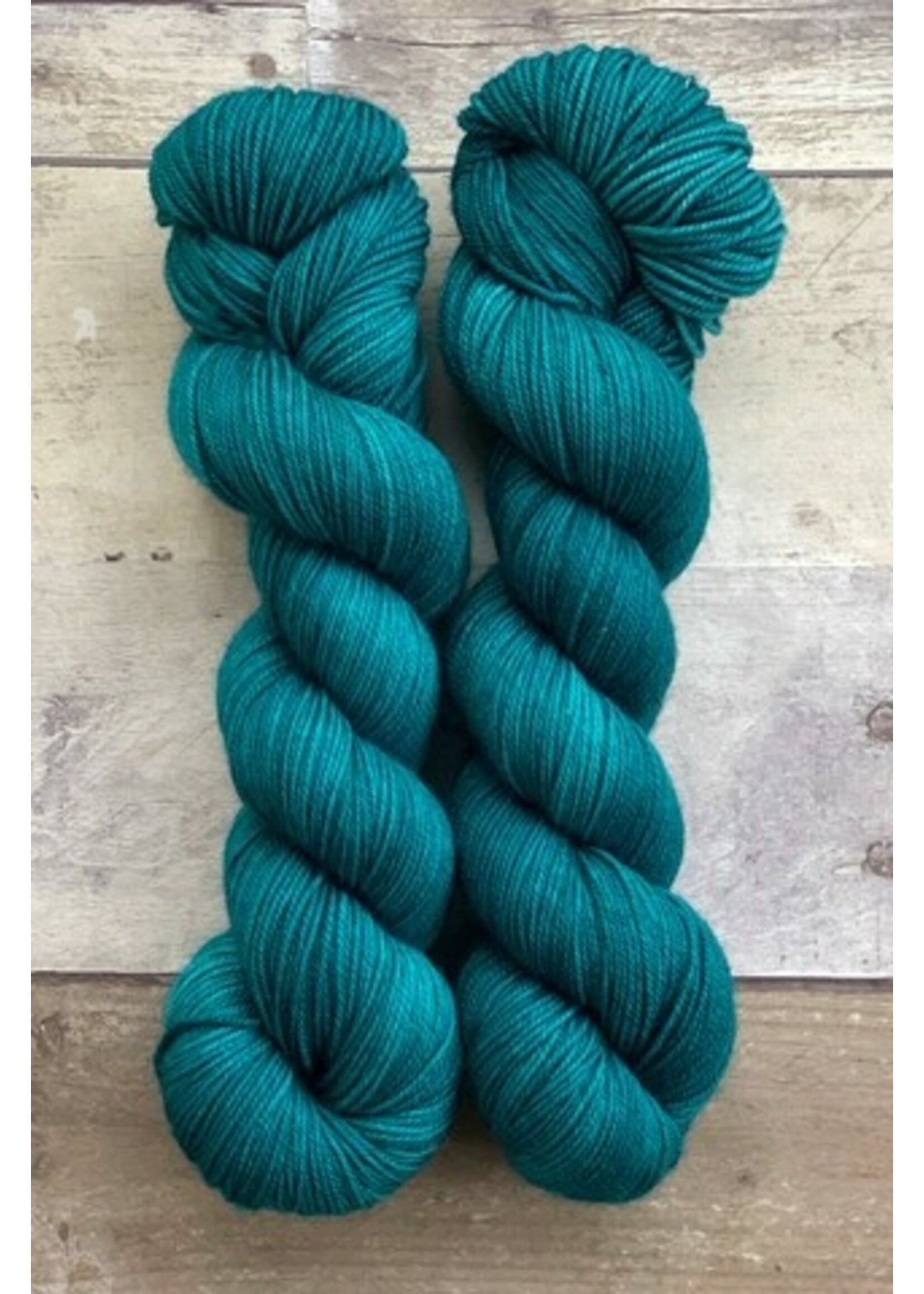 Polka Dot Sheep PDS Whitefish Worsted