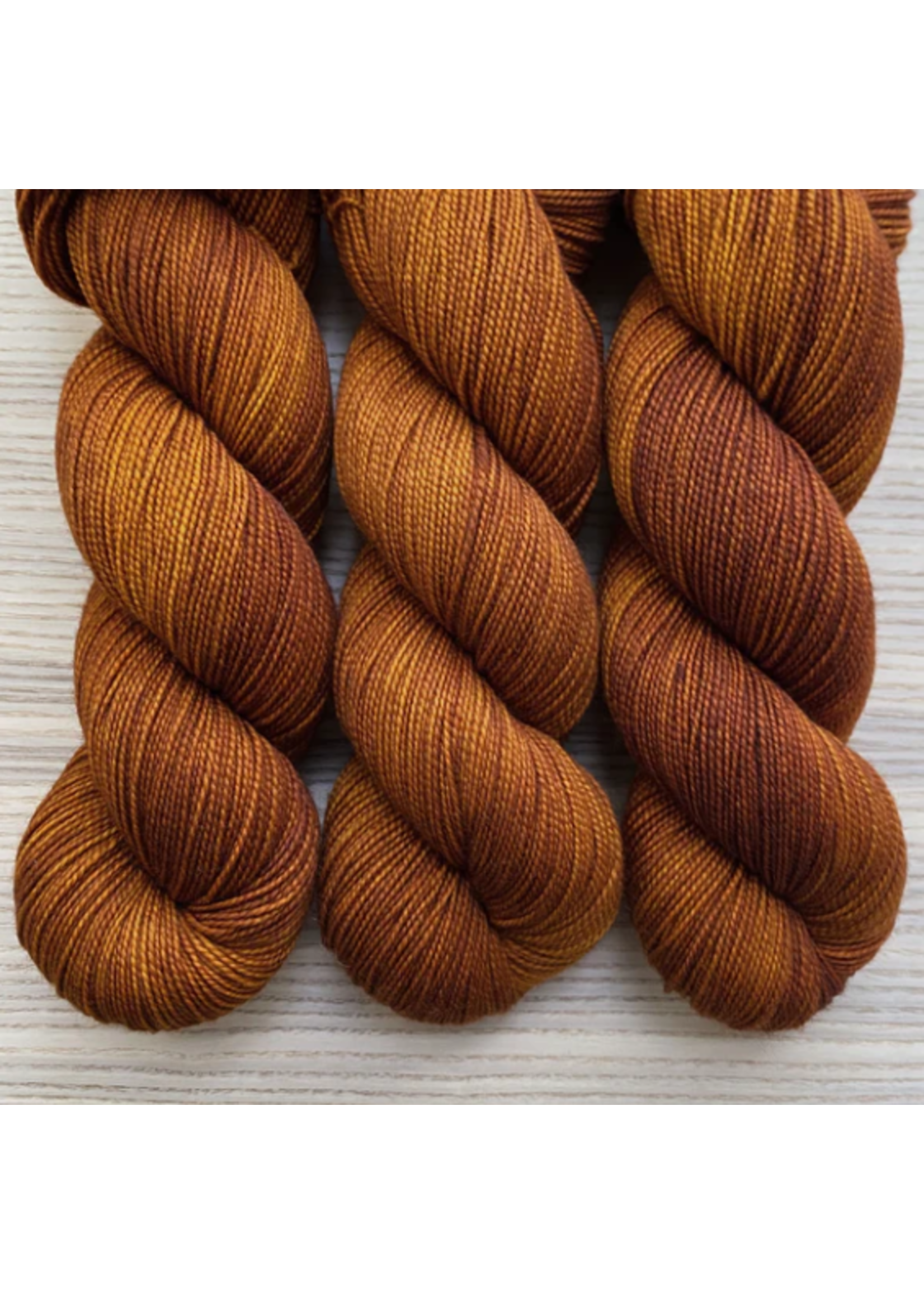 La Bien Aimee La Bien Aimee Twist Nouveau Fingering