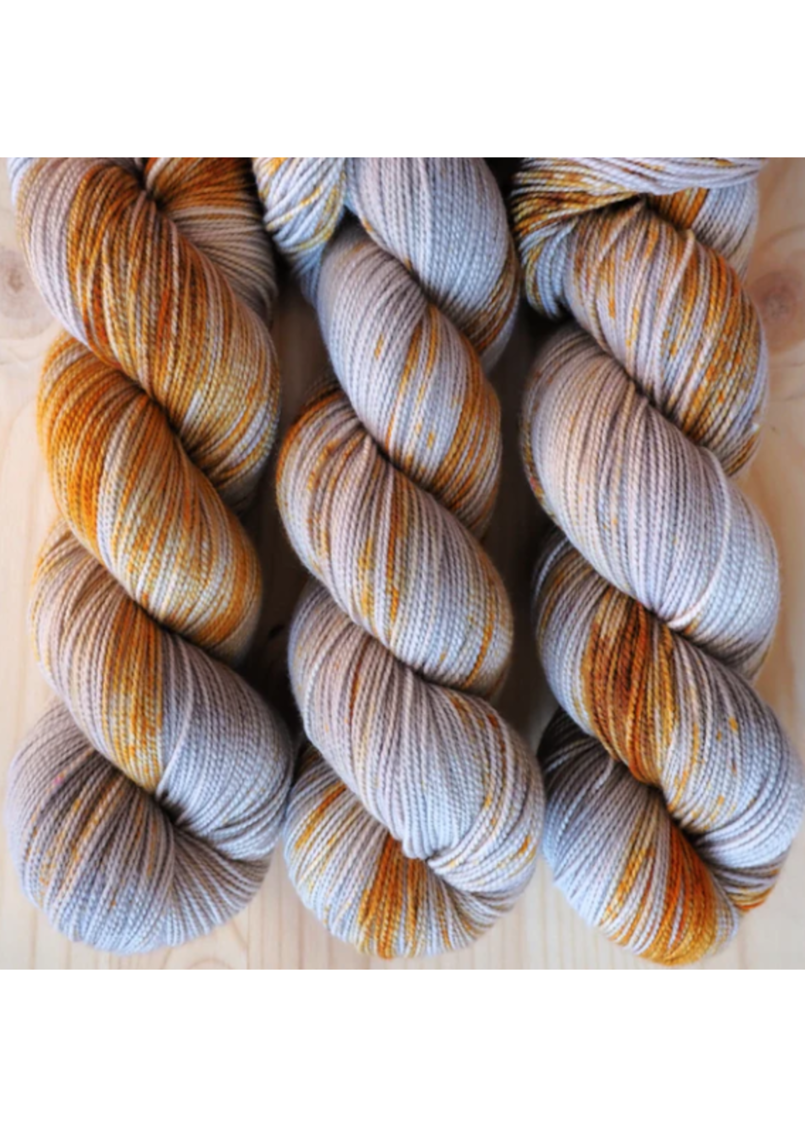 La Bien Aimee La Bien Aimee Twist Nouveau Fingering
