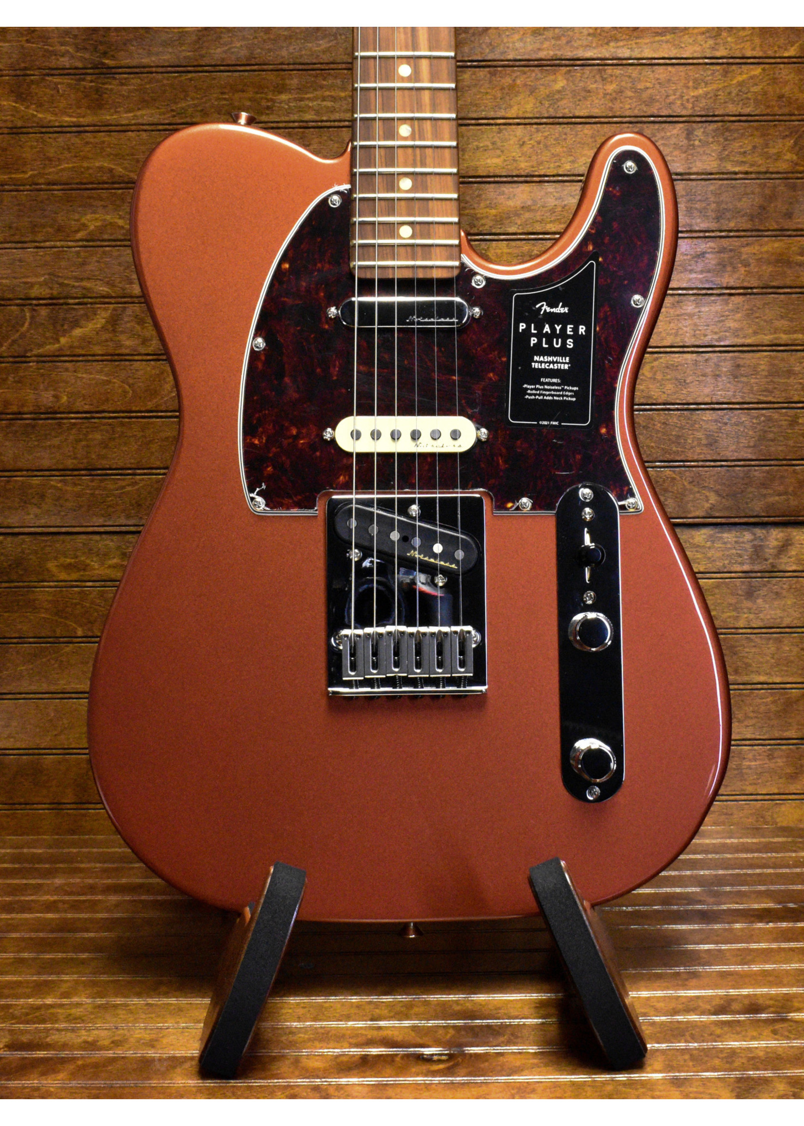 Fender Fender Player Plus Nashville Telecaster Aged Candy Apple Red