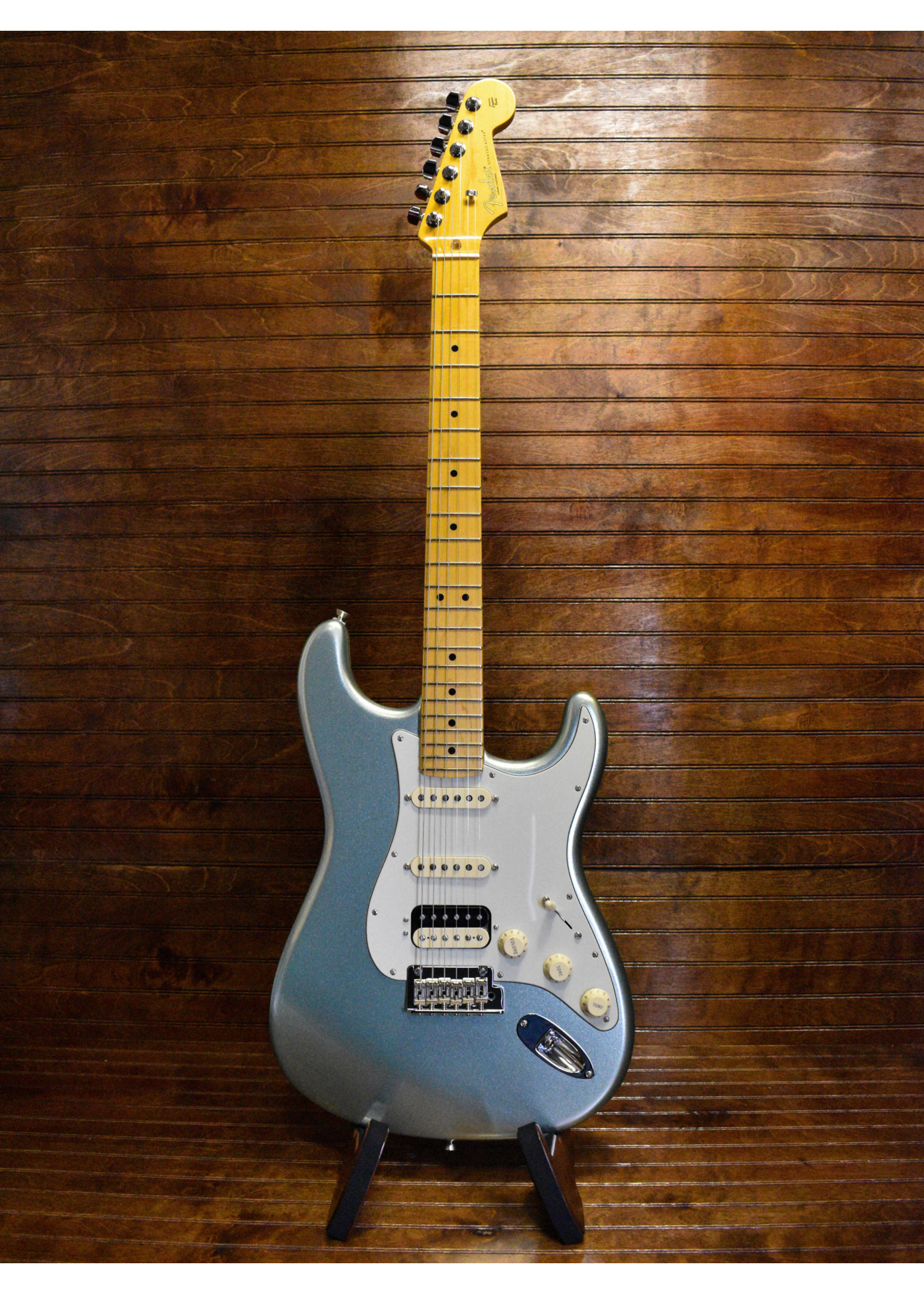 Fender Fender American Professional II Stratocaster HSS Mystic Surf Green