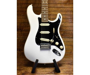 Fender Fender American Performer Stratocaster Arctic White