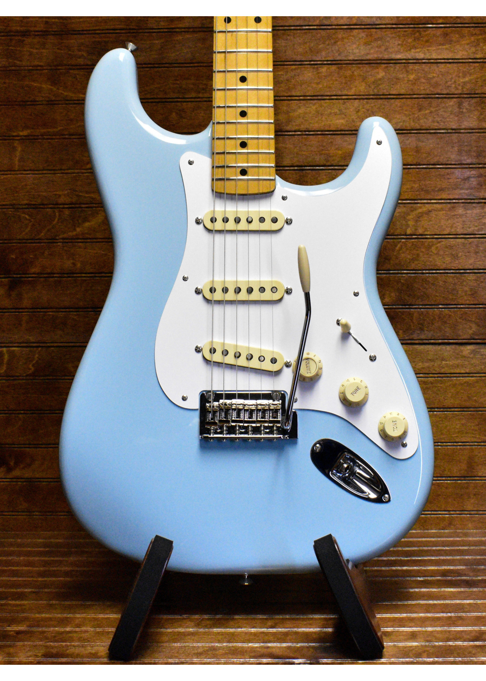 Fender Fender Vintera 50's Stratocaster Modified Daphne Blue