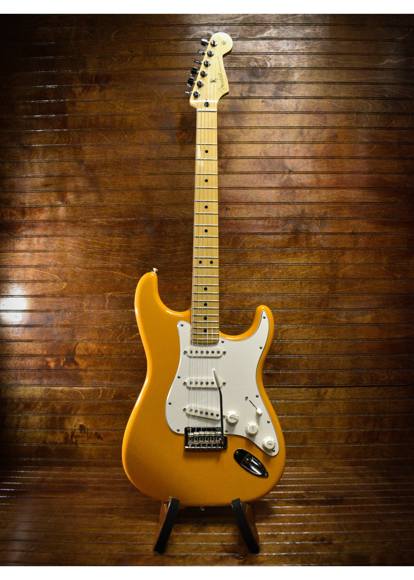 Fender Player Stratocaster, Capri Orange, Maple Fingerboard - Sims