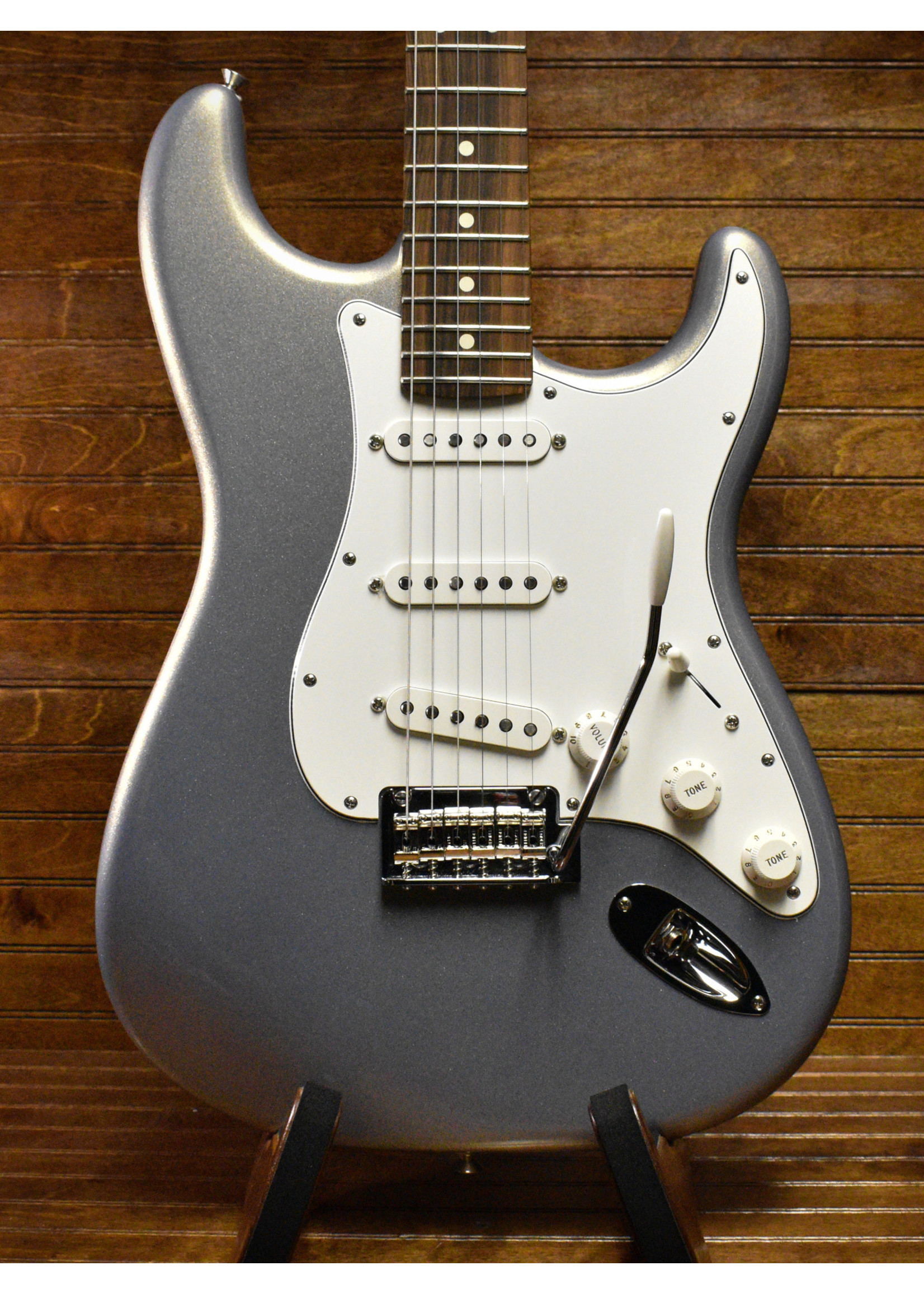 Player　Fender　エレキギター　ギター　Stratocaster(R),　Silver