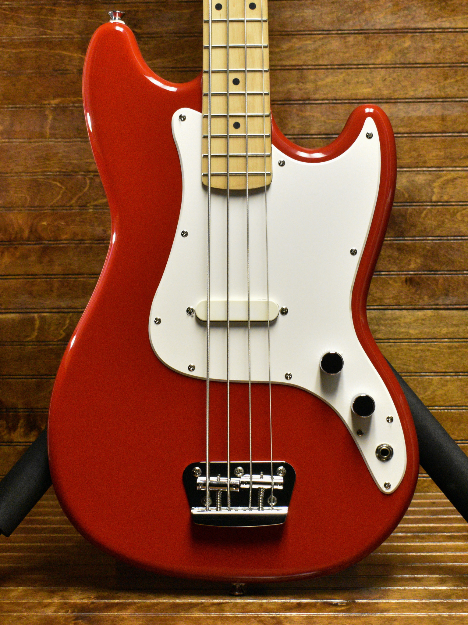 Squier Squier Affinity Bronco Bass Torino Red - Newell's Music