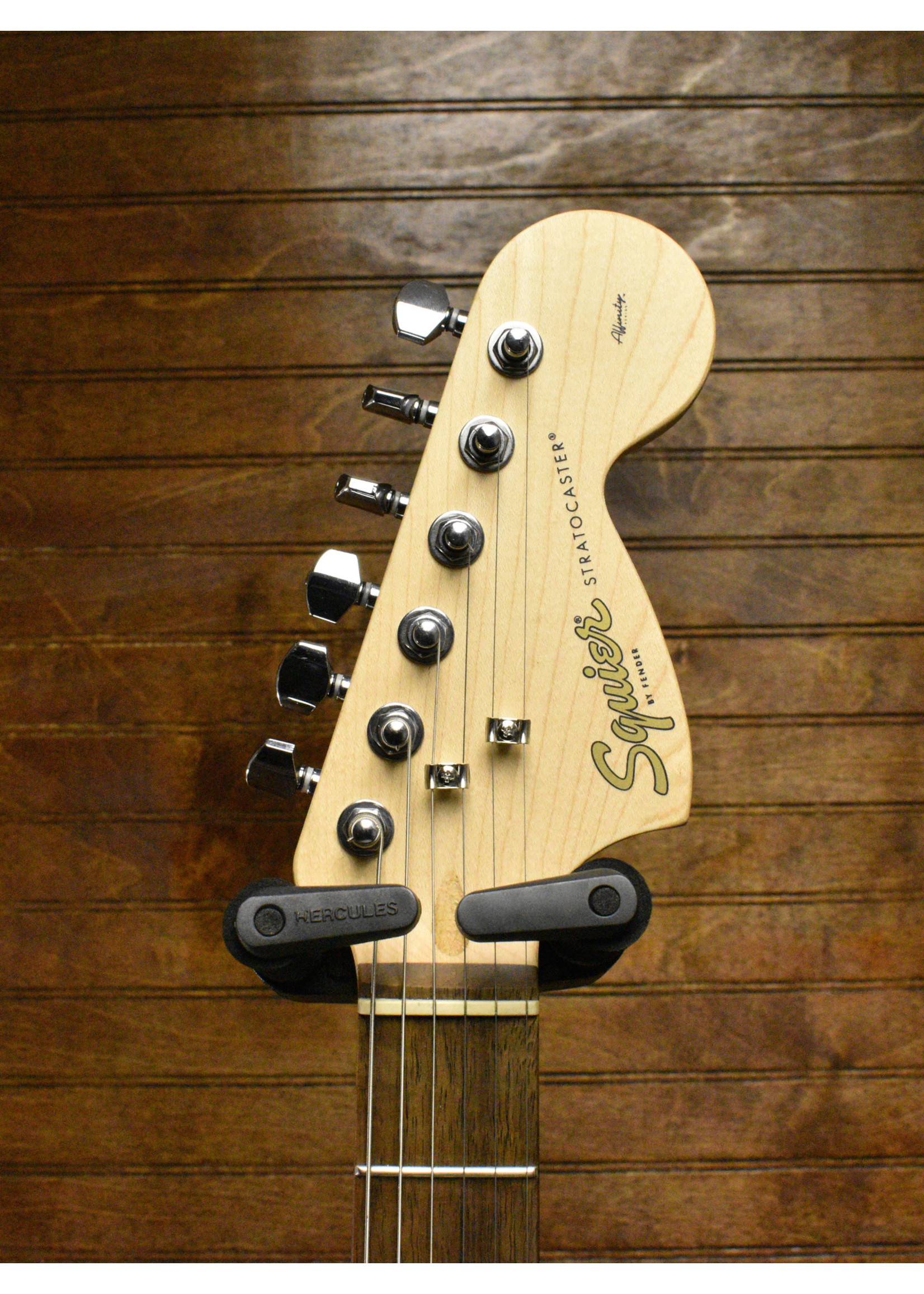 Squier Affinity Strat 2010.